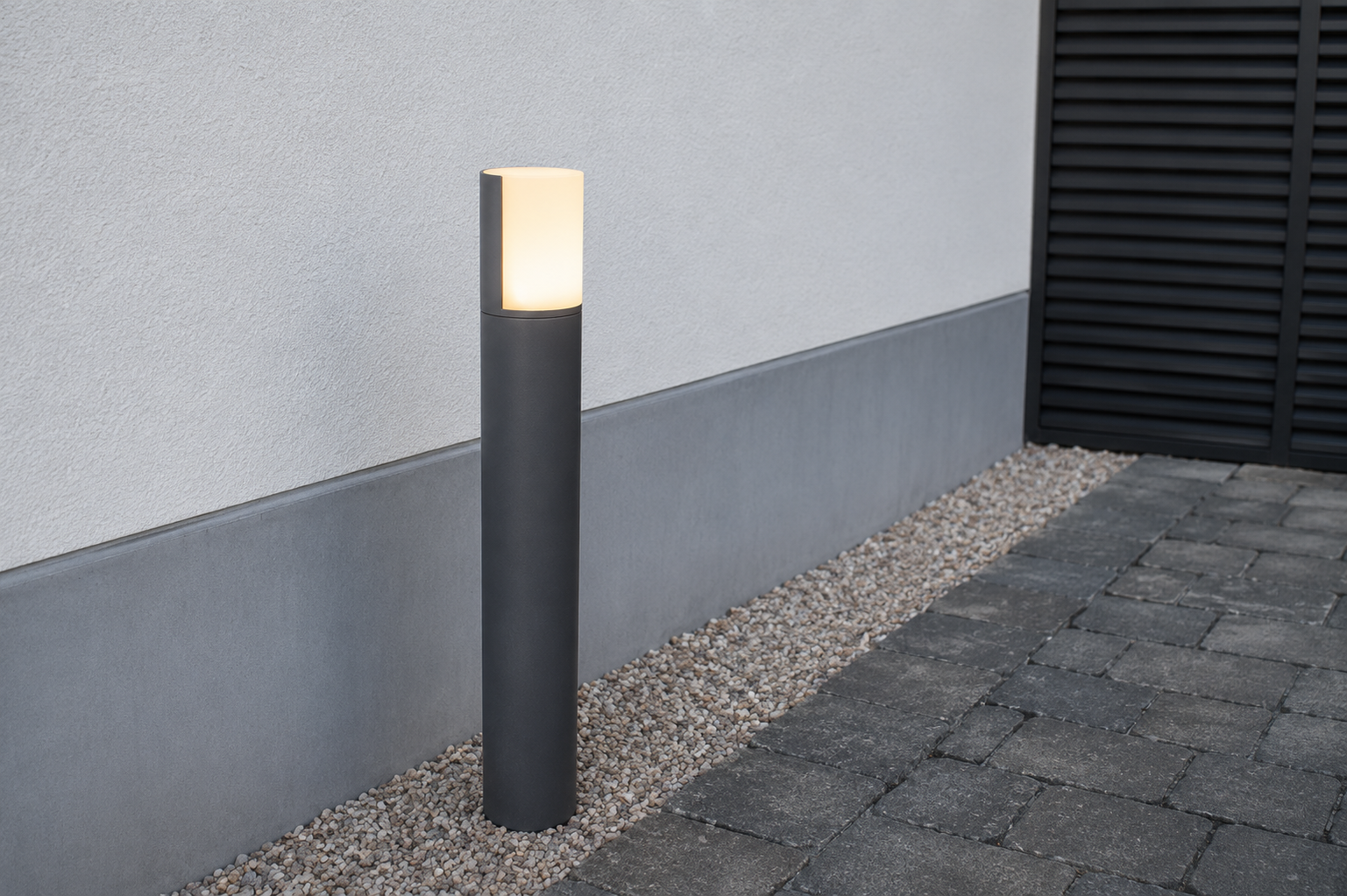 LUTEC Cyra - Sokkellamp voor buiten - Padverlichting - LED - 3000K warm wit licht - 500lm - Donkergrijs 65 cm